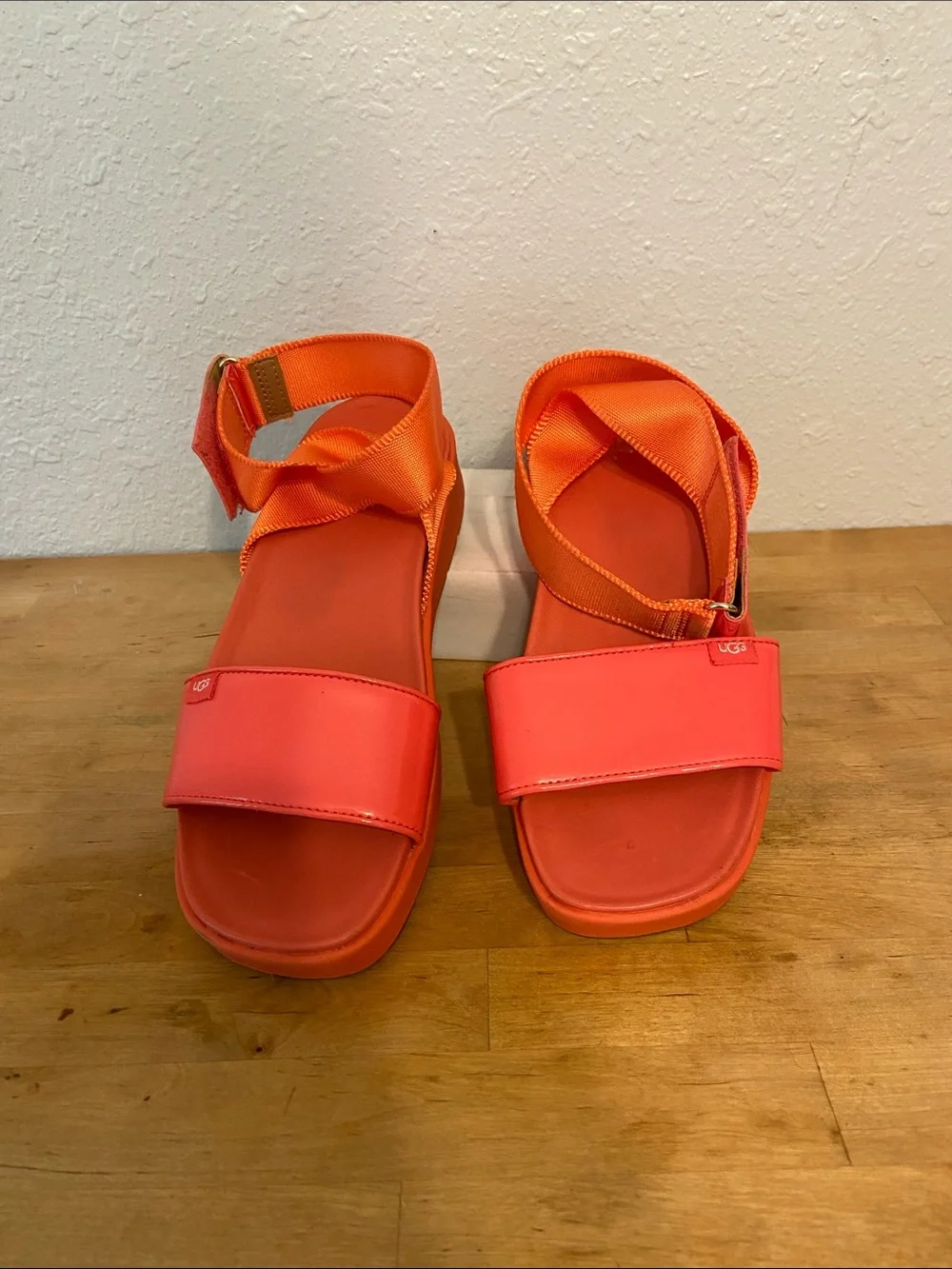 UGG Vibrant Orange Lennox Platform Slingback Ankle Strap Sandals Size 8